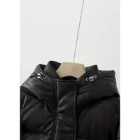 黑色连帽冬保暖时髦皮羽绒服PY4J1705