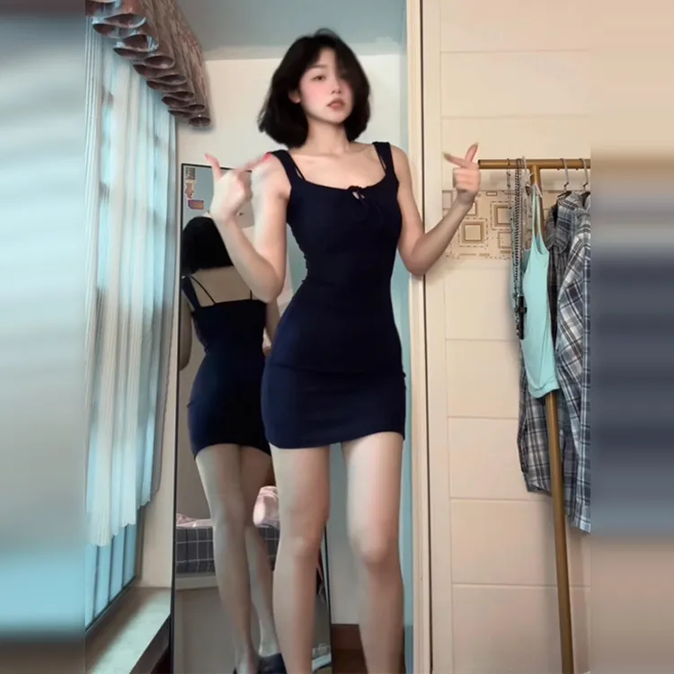 纯欲辣妹穿搭吊带包臀连衣裙子夏季2025新款女收腰修身小个子短裙