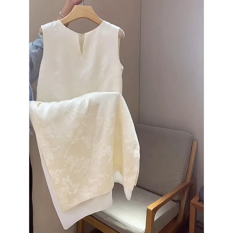 新中式简约国风温柔白色长裙子2025年夏高级时尚气质印花连衣裙女