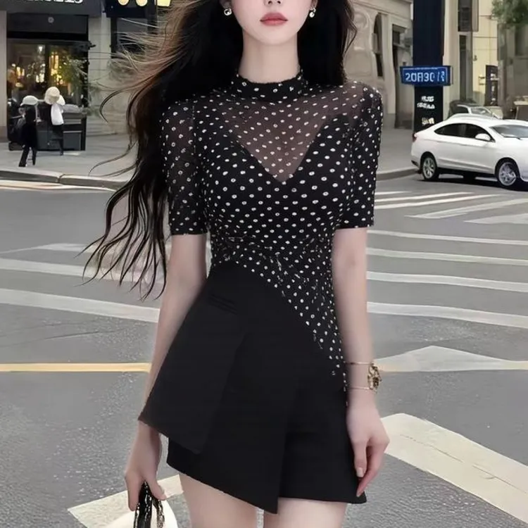 新款时尚黑色波点设计圆领修身收腰短袖连衣裙女小众设计气质女装