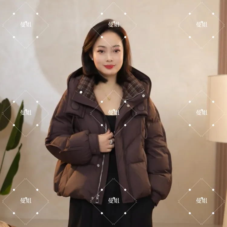 【90白鹅绒】曼姐女装宽松短款拼接保暖带帽女宽松百搭2705