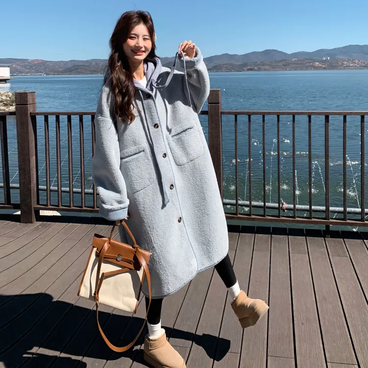 蓝色羊羔毛大衣女款爆款2025新款皮毛一体大气保暖外出新款外套