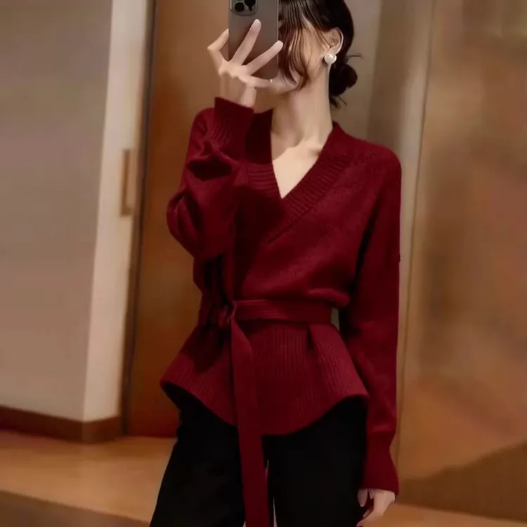 9395大码胖mm秋冬氛围感红色毛衣女新款收腰显瘦高级感针织衫上衣