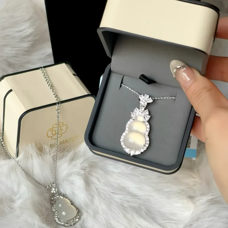 [官方质检发货]天然玉髓葫芦吊坠玉吊坠项链送女友送老婆项链礼盒