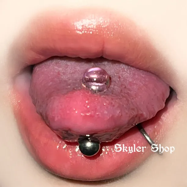 钛钢锆石耳饰 人鱼泪舌钉高透锆石外螺旋钛钢杆粗1.6可喝酒饰品