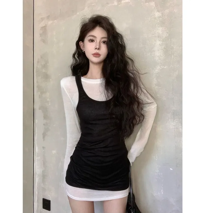 套装显瘦辣妹小众设计感修身性感纯欲长袖打底衫内搭秋季天丝羊