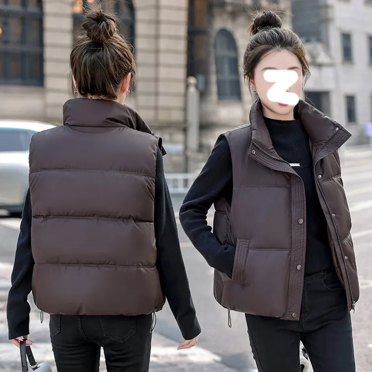 今年流行的爆款棉服马甲女2025冬季新款时尚保暖坎肩叠穿马夹外套