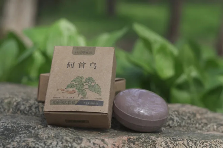 何首乌草本植物洗发皂养发护发