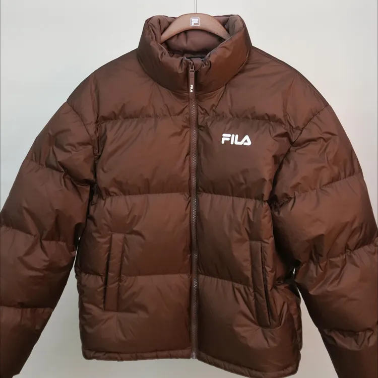 【】FILA斐乐25年新款冬季高质感保暖鸭绒羽绒服F11M549920F