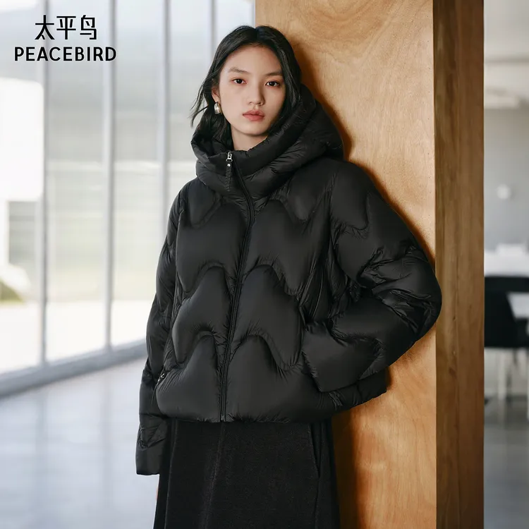 【云朵泡芙】太平鸟新款宽松羽绒服爆款短款连帽外套AAACF4C07