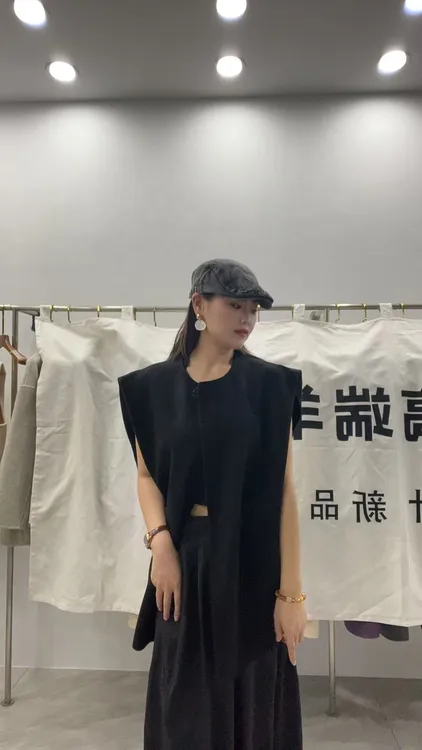 秋款上新四季通用纯色双面羊绒加厚款马夹女装朋克风白色百搭气质