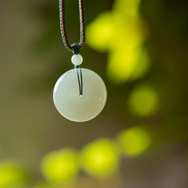 [帝师专属]和田玉晴水料平安扣吊坠-26*11mm-多样性发货