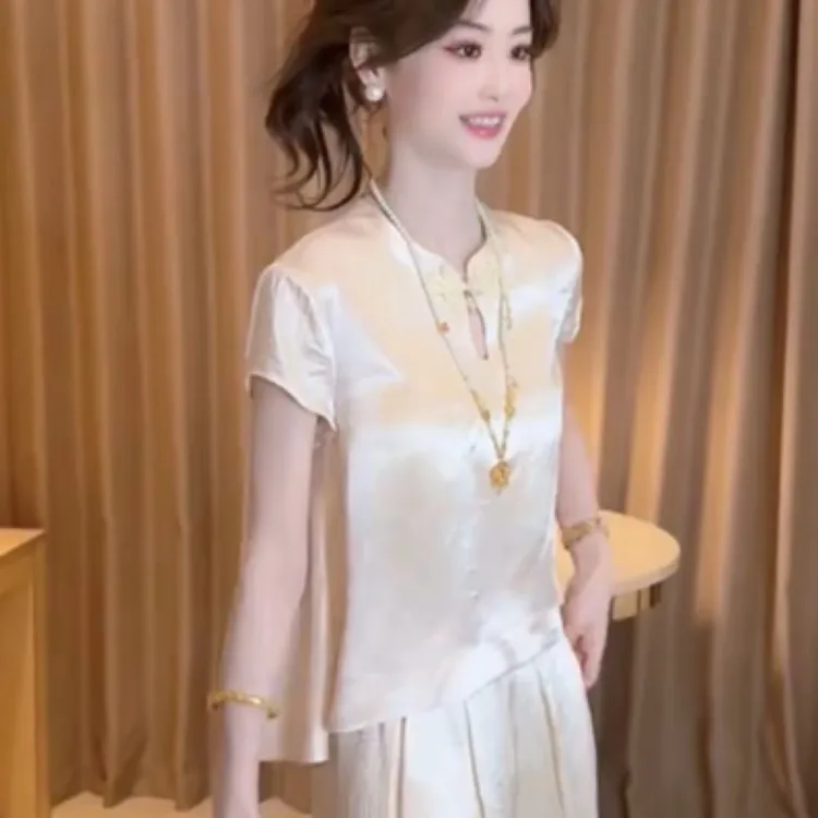 【现货】新中式国风独特减龄醋酸盘扣缎面无袖衬衫女夏季