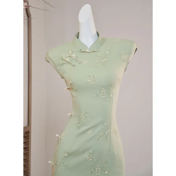 绿色旗袍连衣裙新中式夏季新款改良日常气质高贵复古民国风高级感