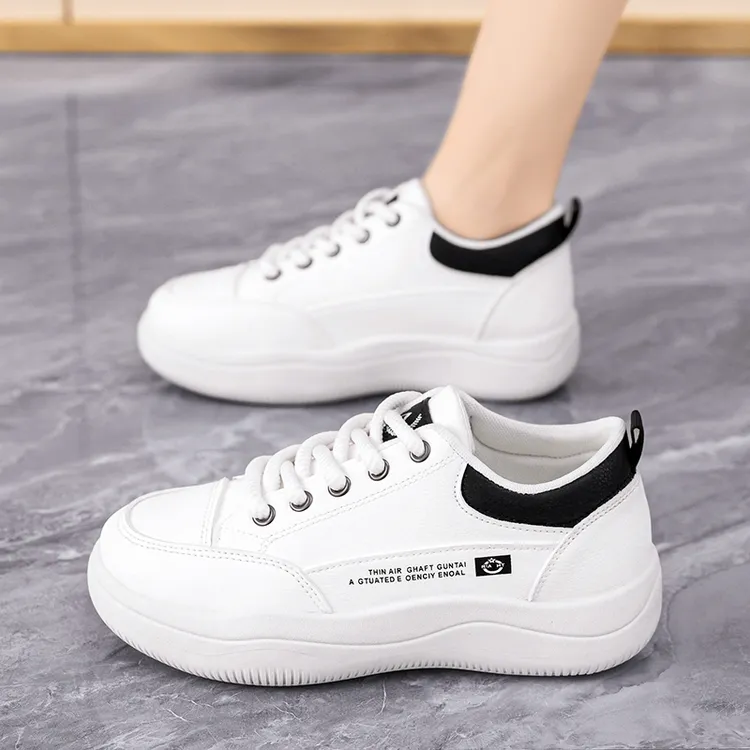 2025年秋季新款时尚百搭女鞋板鞋潮鞋平底小白鞋潮流运动休闲女鞋