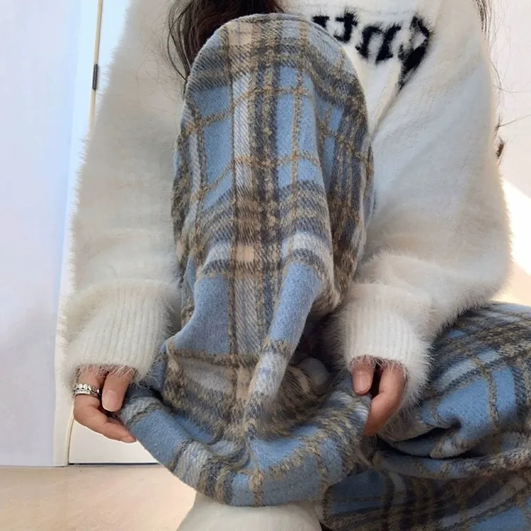 蓝色毛呢格子裤女秋冬季2025新款加绒高腰直筒垂感复古窄版阔腿裤