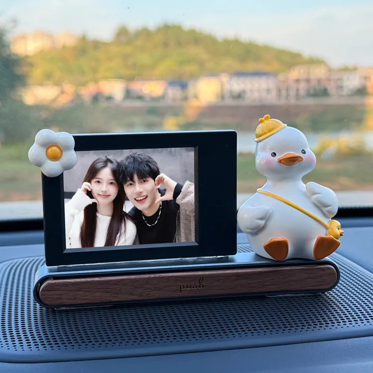 新款拍立得照片定制车载装饰创意磁吸停车牌可放泡泡玛特装饰摆件