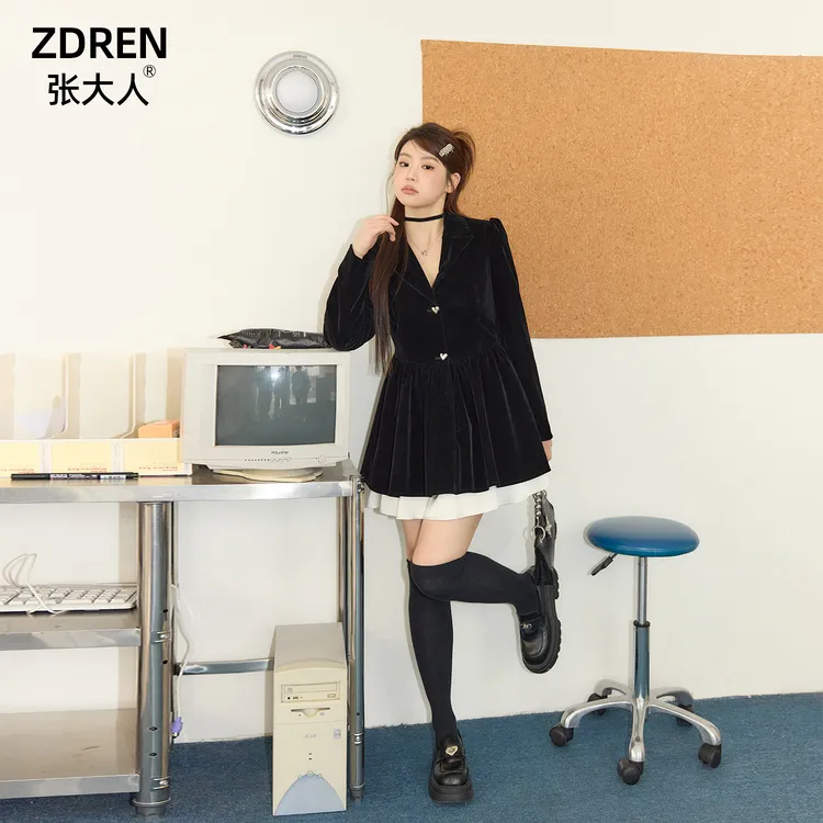 张大人【巴黎往事】大码女装微胖妹妹法式气质宴会贵气丝绒连衣裙