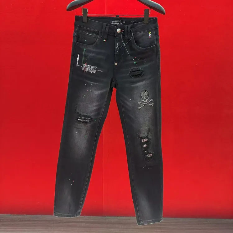 PP正品25新款潮牌秋季小直脚骷髅头烫钻痞帅潮男时尚弹力牛仔长裤