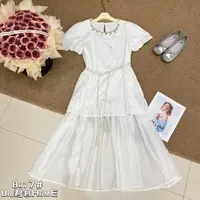 君君家【流光花影】8077韩版设计感小众收腰显瘦泡泡袖连衣裙佩腰绳