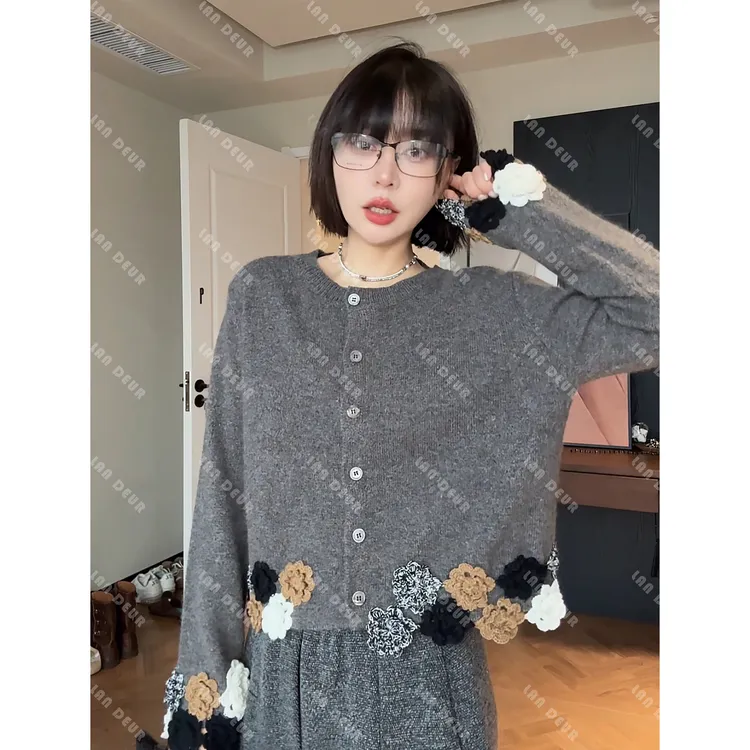 JIUJIU【云朵写诗】绵羊和百搭气质老钱风设计感秋冬针织衫女