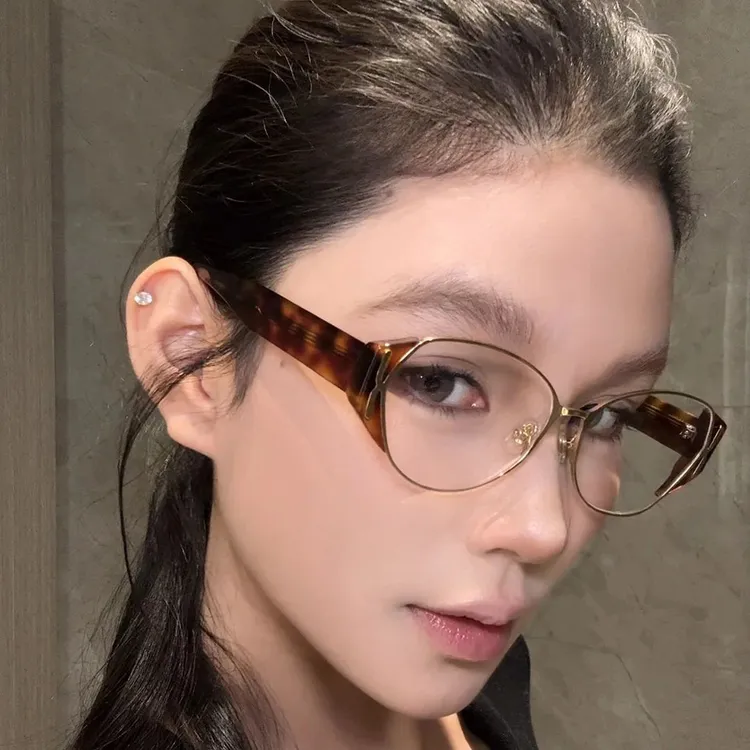 眼镜复古新款高级感小框圆框显瘦小脸搭配时尚豹纹框近视墨镜