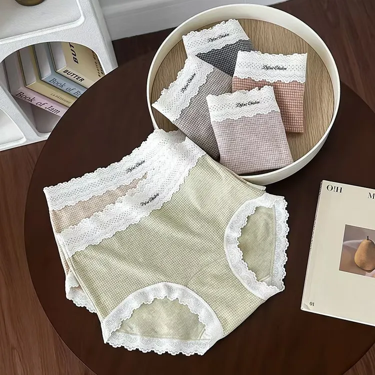 秋冬高级感千鸟格磨毛蕾丝拼接内裤10A抑菌中腰三角裤