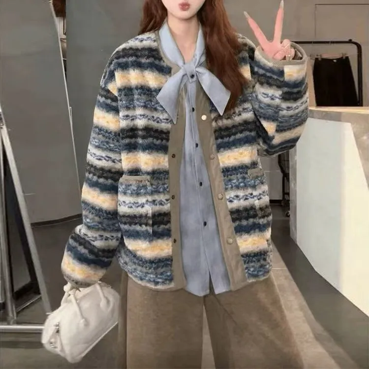 慵懒风复古套装女秋冬温柔风撞色条纹加厚保暖短外套休闲裤两件套