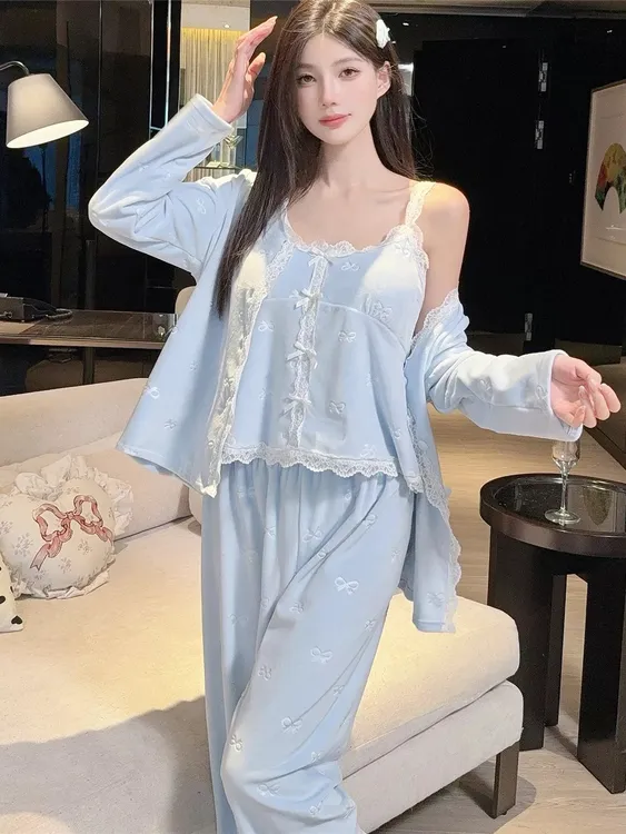 吊带开衫海岛绒新款睡衣女秋冬双面绒冬季蝴蝶压花三件套装家居服