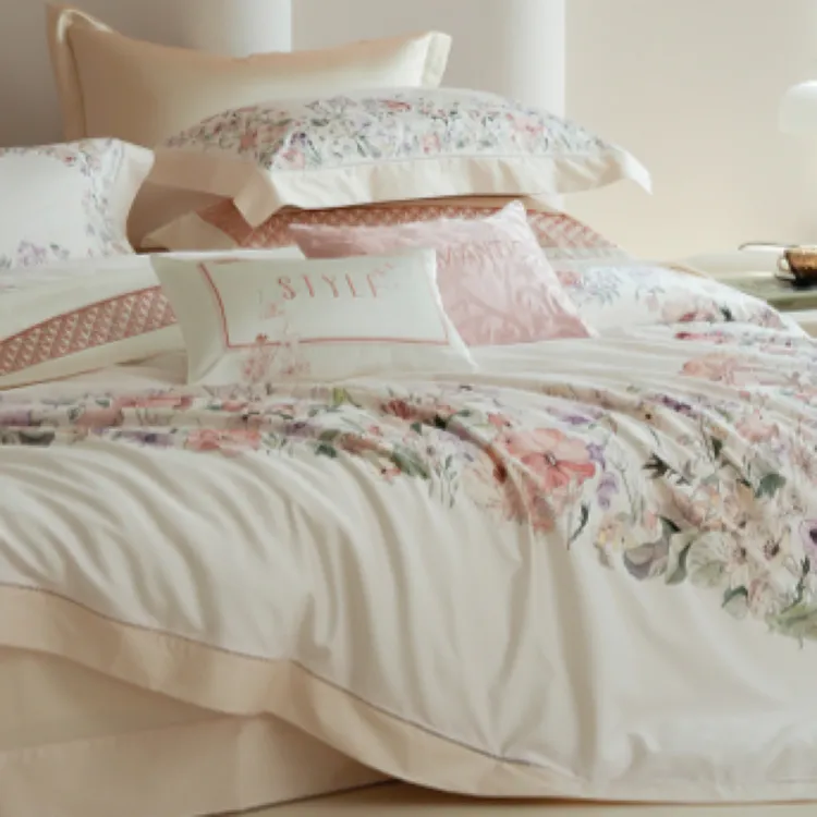 黛富妮2025秋冬新品帝一棉床盖加厚套装柔软舒适透气【送枕芯一对】