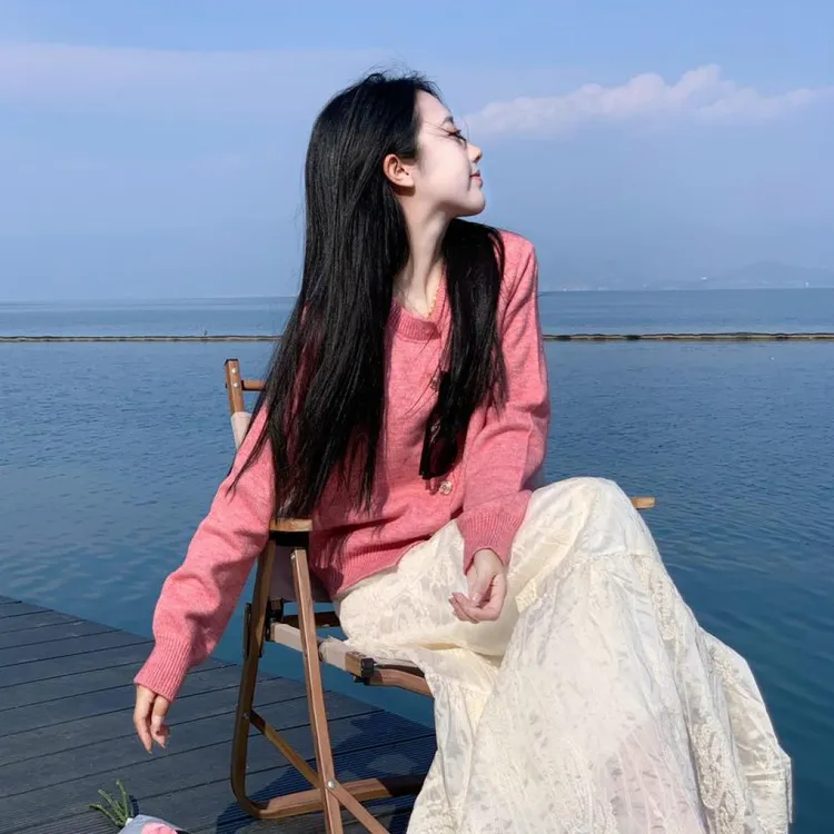 2025秋冬新款温柔风穿搭粉色开衫针织上衣搭配半身裙显瘦两件套女