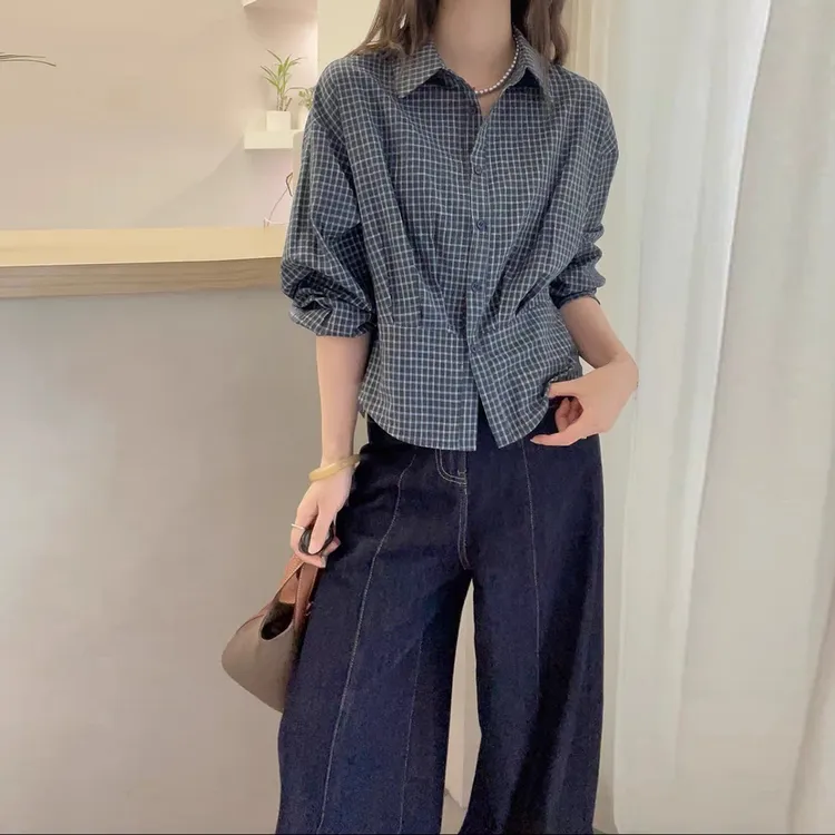 2025秋季新款纯色百搭洋气气质显瘦上衣设计感小众潮流女士女款