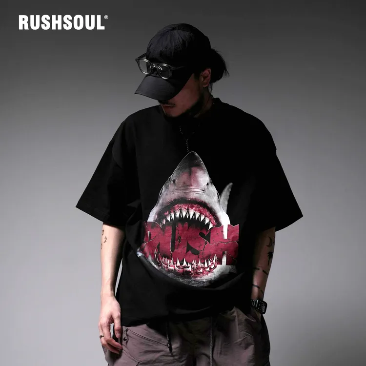 【大白鲨】RUSHSOUL纯棉复古印花美式圆领百搭情侣男女短袖t恤