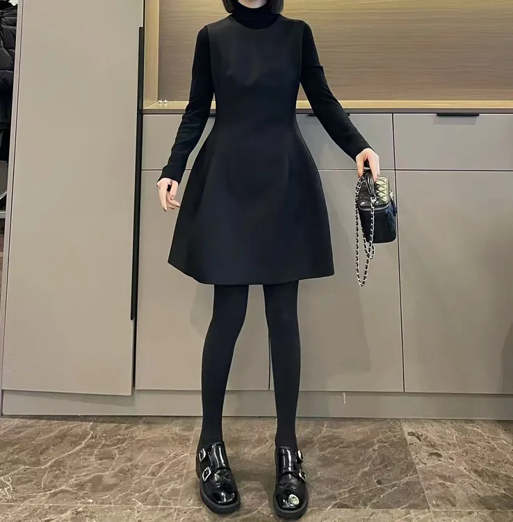 米可/MK-2487ZJ【收腰花苞连衣裙】时尚休闲气质冬季新款连衣裙