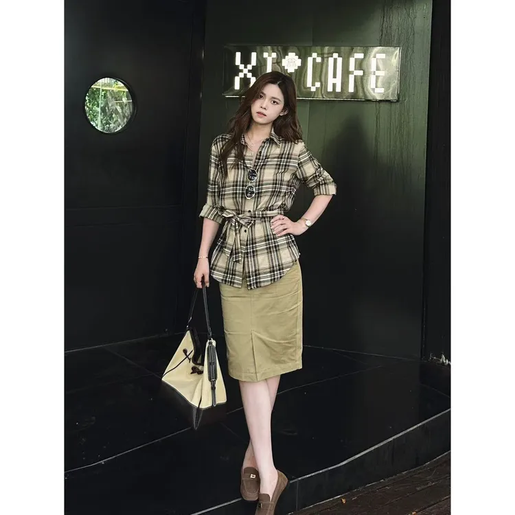 Yihouse【100%棉】老钱设计感翻领格纹可拆卸飘带宽松长袖衬衫Y943