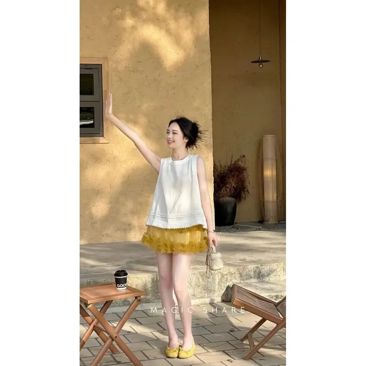 夏季新款网红洋气炸街女法式气质简约无袖上衣蓬蓬网纱蛋糕半身裙