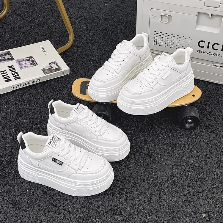 2025新款增高厚底爆款加绒小白鞋透气秋冬时尚休闲鞋女鞋欧性风