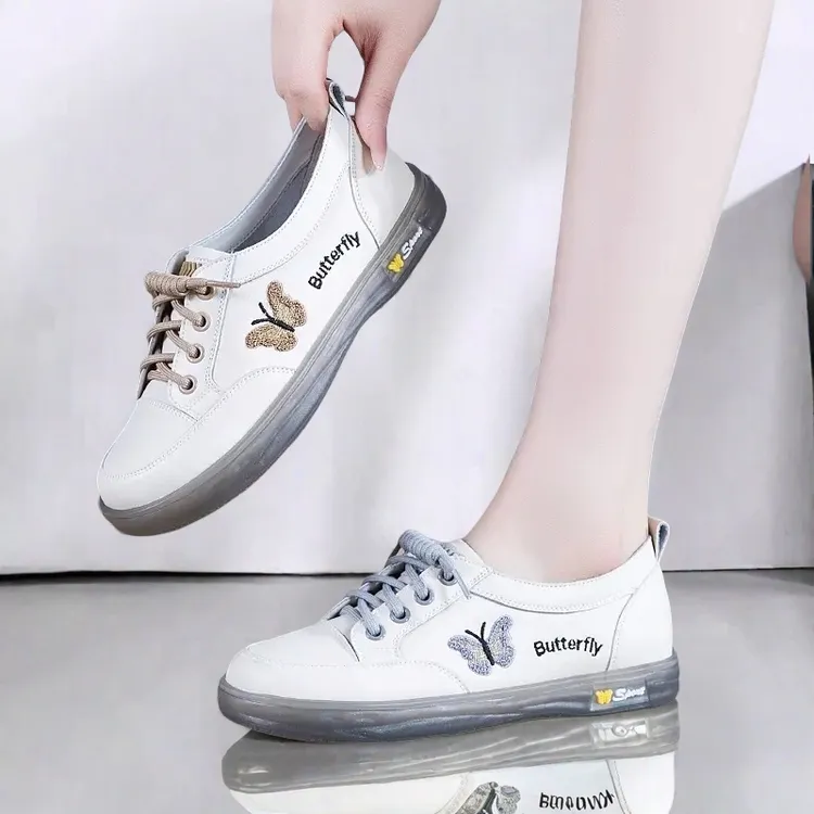 真皮女鞋2025春季新款休闲一脚蹬软底软面单鞋百搭小白鞋平底鞋子