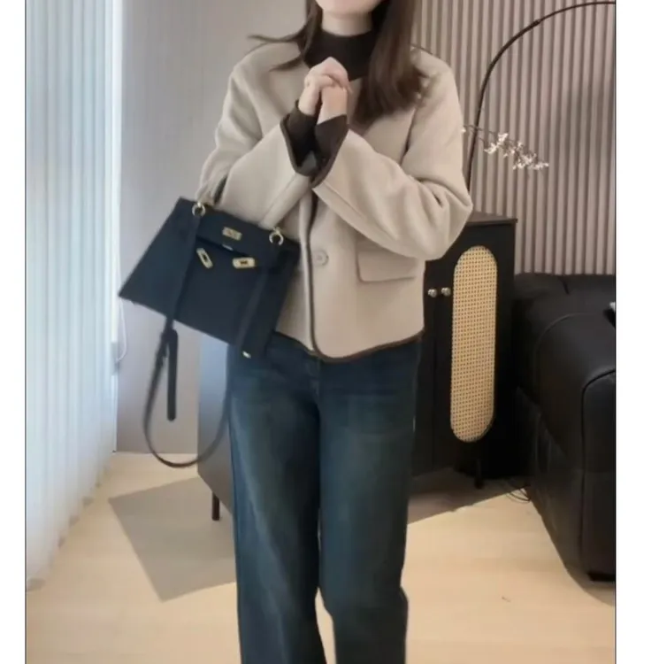 时尚潮流百搭精品女装dgd8181