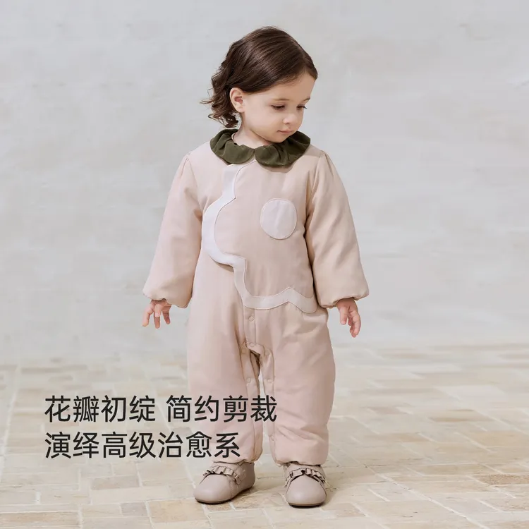 babylove女宝宝夹棉连体衣冬季加厚婴儿哈衣御寒洋气外出保暖衣服
