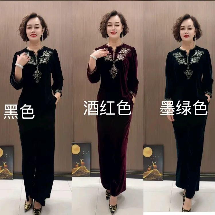 早秋新款重工刺绣凤尾花丝绒套装洋气时尚气质（上衣十裤子）