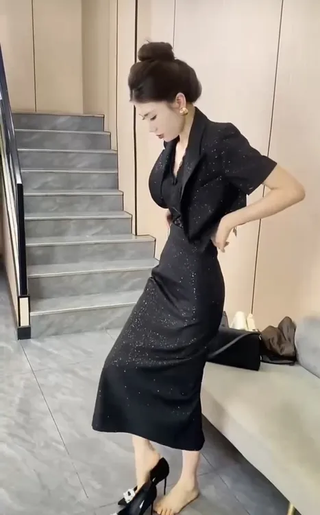 满天星细闪设计高级时尚早春套装