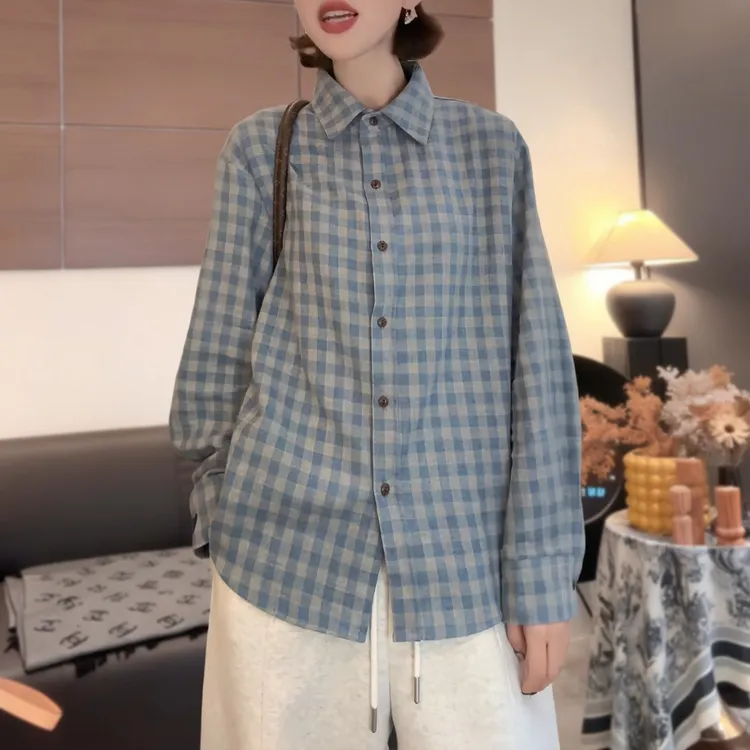 极简风浅蓝色翻领格子衬衫女2025秋冬新款小众休闲套装百搭打底衫