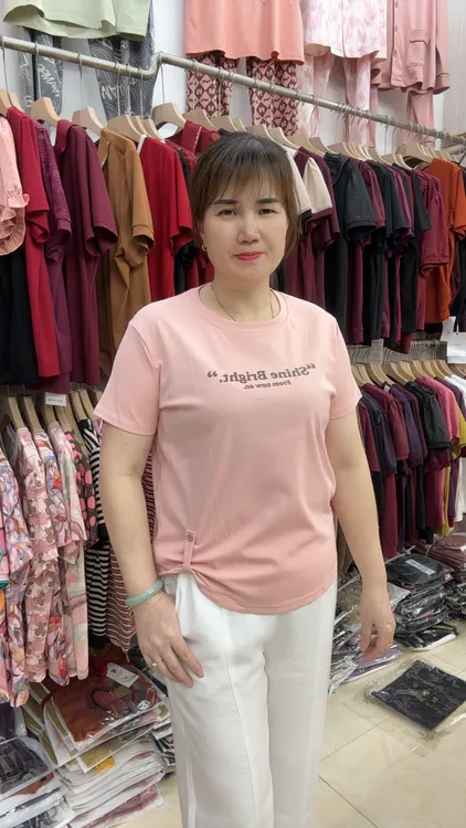 2025新款显瘦宽松型短袖T恤潮流女士夏季休闲风76003