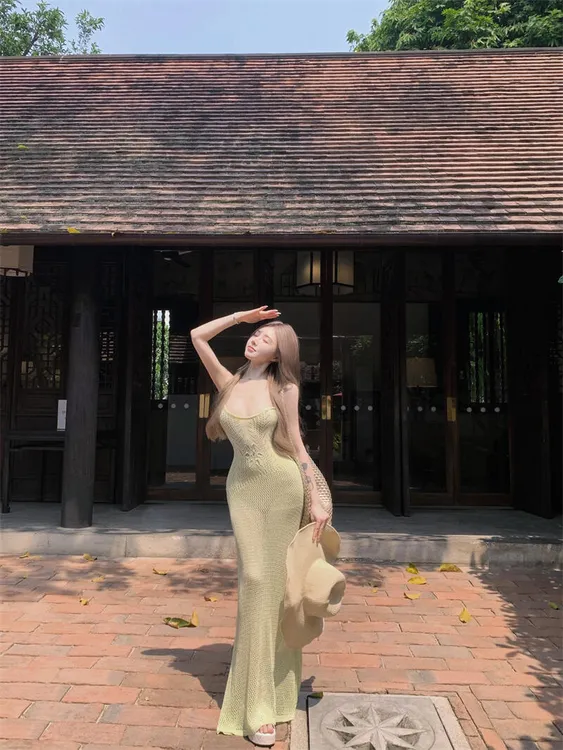 2025夏季新款辣妹纯欲度假镂空露背绑带沙滩裙拖地长裙针织连衣裙