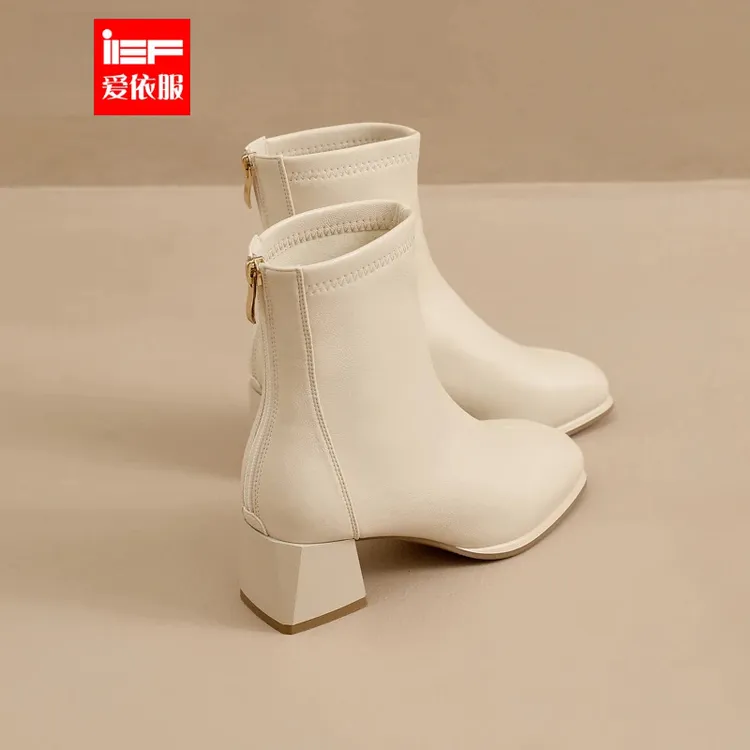 IEF/爱依服2025秋冬季新款法式高跟短靴小个子粗跟方头白色高跟鞋