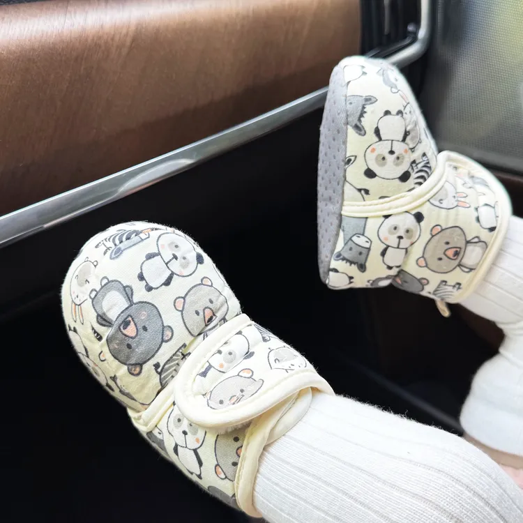 软底学步鞋冬季加绒婴幼儿0一1岁新生儿3-6-12个月保暖防滑步前鞋