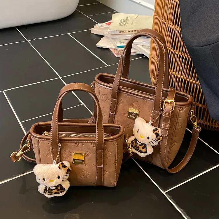 秋冬复古菜篮子小包包女新款潮时尚百搭单肩斜挎包通勤水桶包