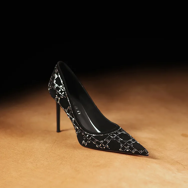 气质高档尖头水钻单鞋真皮浅口女鞋春季新款法式细跟高跟鞋不累脚