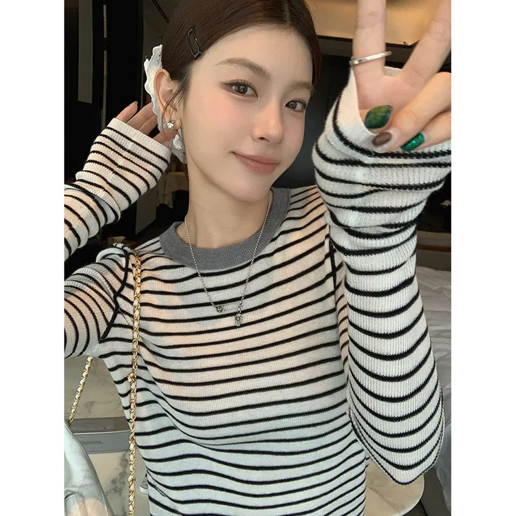 正肩条纹加绒撞色打底衫女内搭秋冬复古减龄磨毛长袖t恤上衣女装